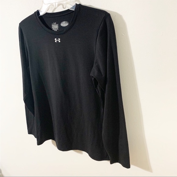 Under Armour Bundle of Two Athletic Tops Graphic Size Small Long & Short Sleeve - Picture 8 of 14